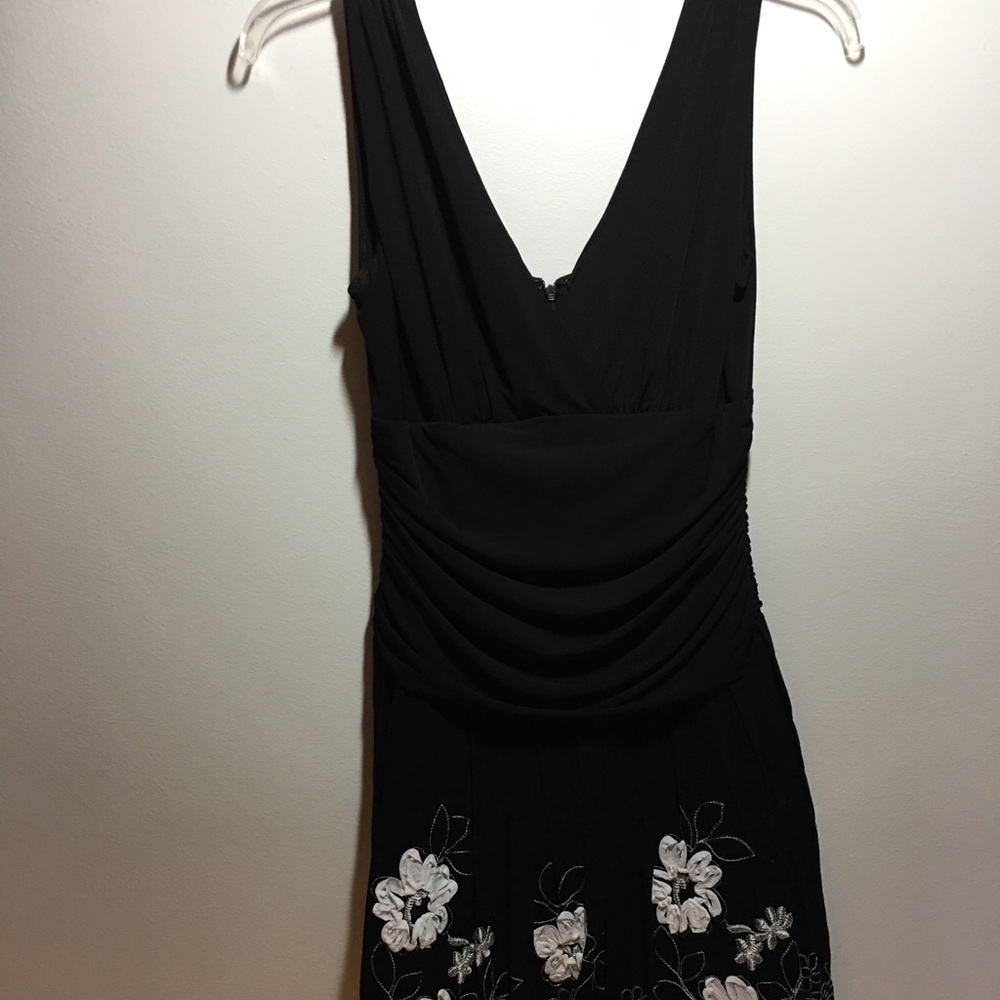 SL fashions women’s dress